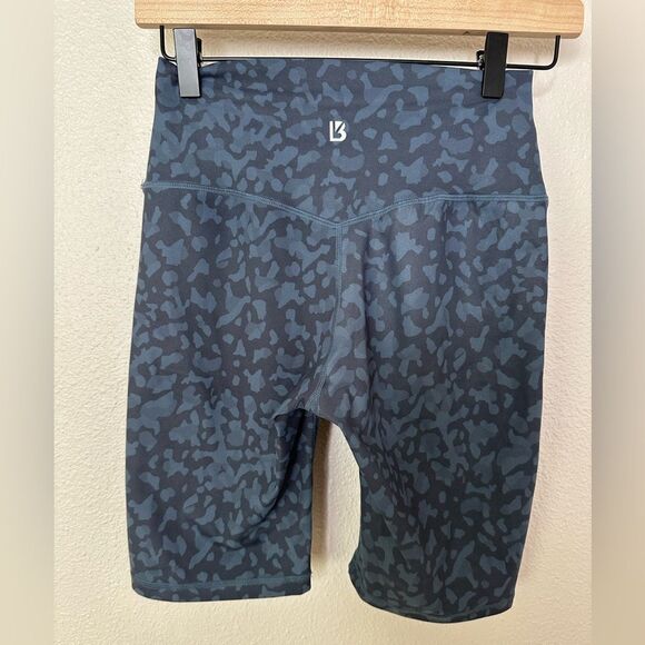 BuffBunny Leopard Print Biker Shorts Sz S - Picture 3 of 4